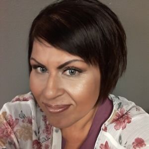 Meet your Posher, Cathy